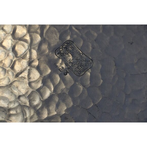 Vtg Hand Wrought Creation By Rodney Kent Aluminum Serving Tray Floral Design - Picture 2 of 3